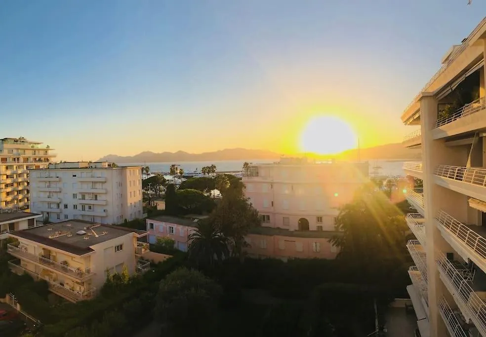 Apartment Amazing Sea View, Parking, Easy Beach Access Cannes